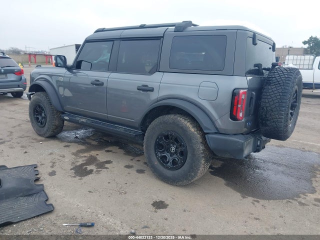 Ford Bronco Wildtrak 2023 1FMEE5DP0PLB46401 Image 3