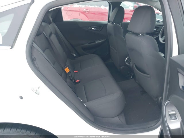 1G1ZE5ST1HF228684 Chevrolet MALIBU 1LT