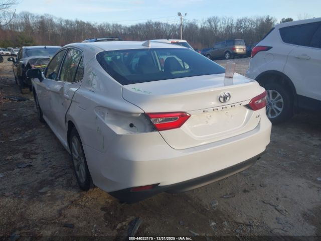 2020 TOYOTA CAMRY 4T1C11AK8LU995426 Photo 2