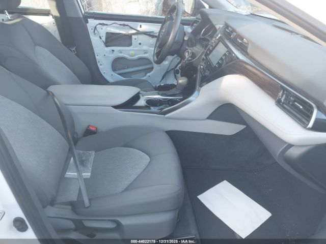 2020 TOYOTA CAMRY 4T1C11AK8LU995426 Photo 4