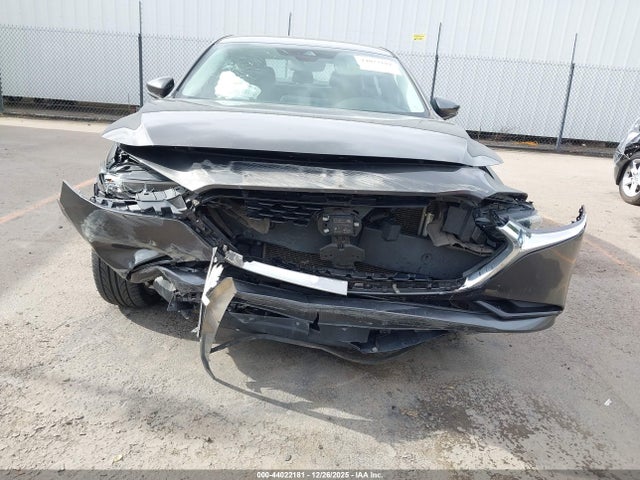 Mazda Mazda3 Preferred Package 2019 3MZBPADL3KM106759 Image 12