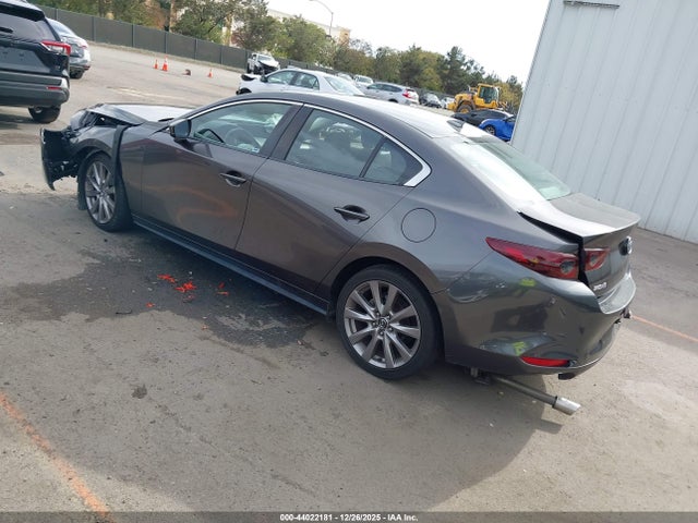 Mazda Mazda3 Preferred Package 2019 3MZBPADL3KM106759 Image 3