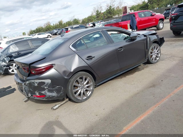 Mazda Mazda3 Preferred Package 2019 3MZBPADL3KM106759 Image 4
