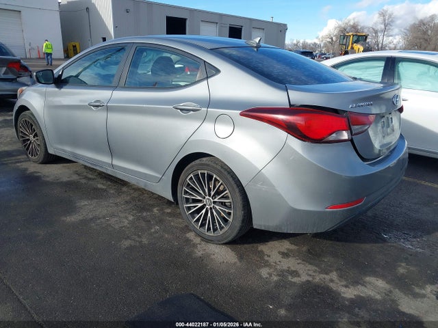 KMHDH4AE7FU229039 Hyundai ELANTRA SE