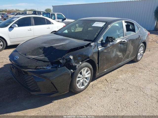 Toyota CAMRY LE 2026 4T1DAACK5TU685056 Image 2