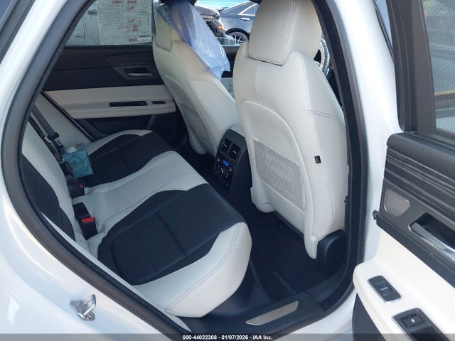 2018 JAGUAR XF SAJBM4FV7JCY66173 Photo 7