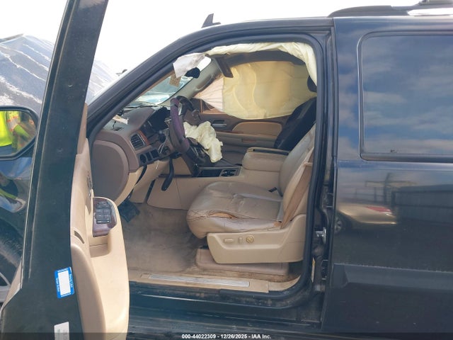 2007 GMC YUKON 1GKFC13027J109975 Photo 4