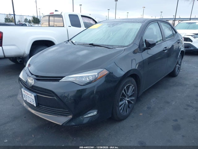 2018 TOYOTA COROLLA 2T1BURHE9JC017677 Photo 1