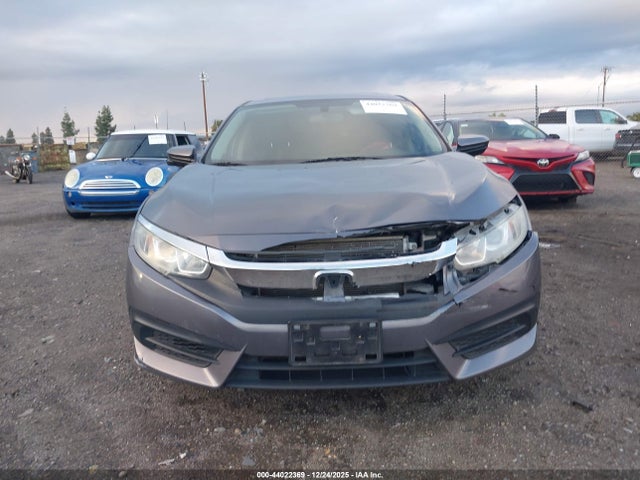 Honda CIVIC EX 2018 2HGFC2F77JH529591 Image 12
