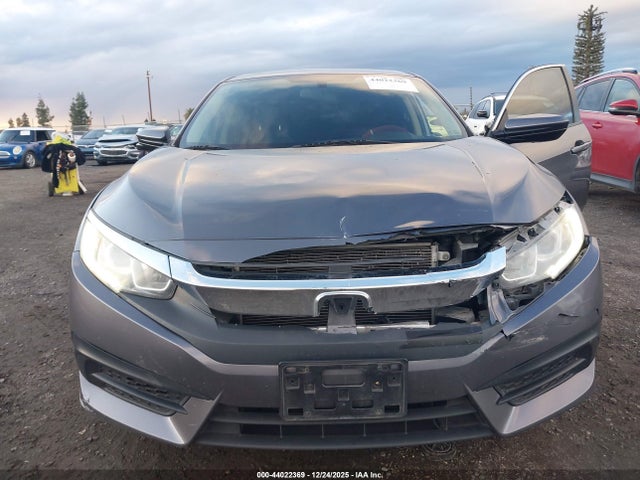 Honda CIVIC EX 2018 2HGFC2F77JH529591 Image 6