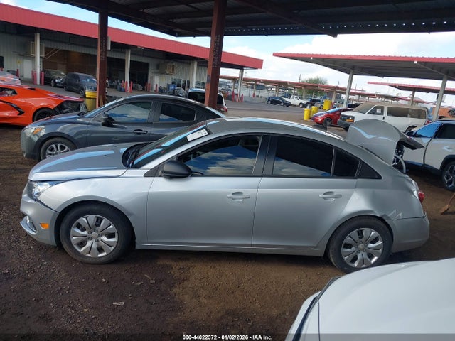 Chevrolet Cruze Ls Auto 2015 1G1PA5SH2F7204237 Image 14