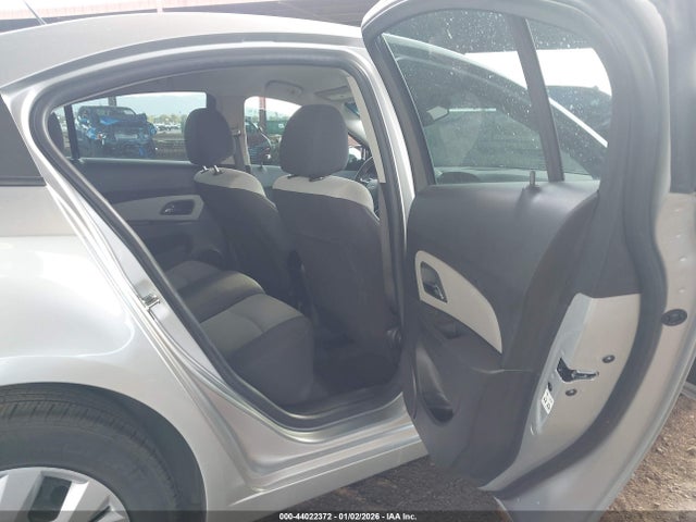 Chevrolet Cruze Ls Auto 2015 1G1PA5SH2F7204237 Image 8