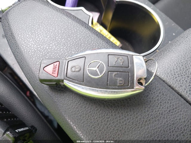 Продаж на аукціоні авто 2013 Mercedes-benz C 300 Luxury 4matic/sport 4matic, vin: WDDGF8AB4DG144584, номер лоту: 44022373
