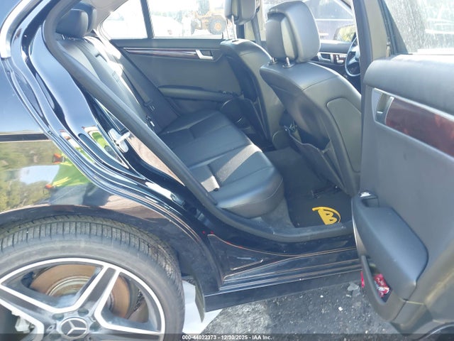 Продаж на аукціоні авто 2013 Mercedes-benz C 300 Luxury 4matic/sport 4matic, vin: WDDGF8AB4DG144584, номер лоту: 44022373