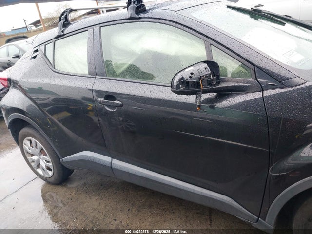 Toyota C-HR LE 2019 JTNKHMBX3K1044604 Image 14