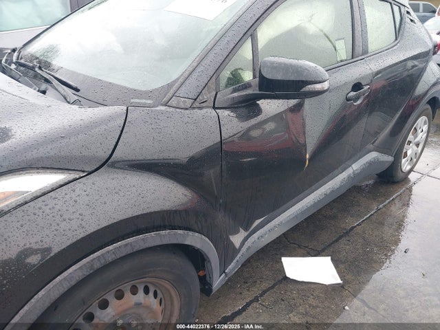 Toyota C-HR LE 2019 JTNKHMBX3K1044604 Image 21