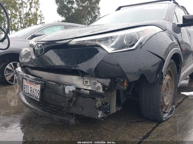 Toyota C-HR LE 2019 JTNKHMBX3K1044604 Image 6