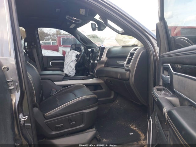 Продаж на аукціоні авто 2021 Ram 2500 Laramie  4x4 6'4 Box, vin: 3C6UR5NL3MG512075, номер лоту: 44022404