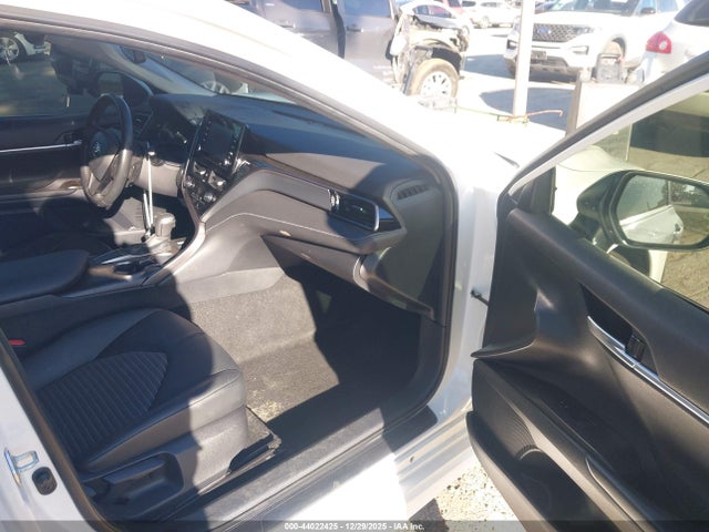4T1T11AK2PU813354 Toyota CAMRY SE