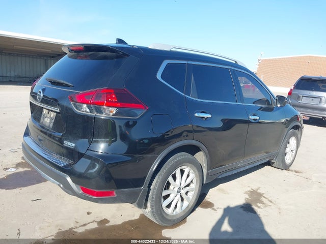 2019 NISSAN ROGUE 5N1AT2MT9KC802524 Photo 3