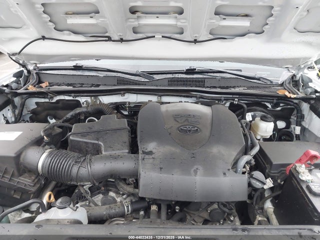 3TMCZ5AN7NM477992 Toyota Tacoma Trd Sport