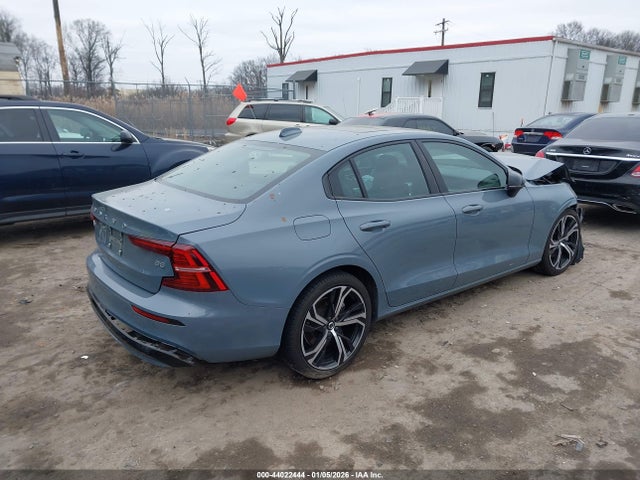2024 VOLVO S60 7JRL12FK8RG298396 Photo 3