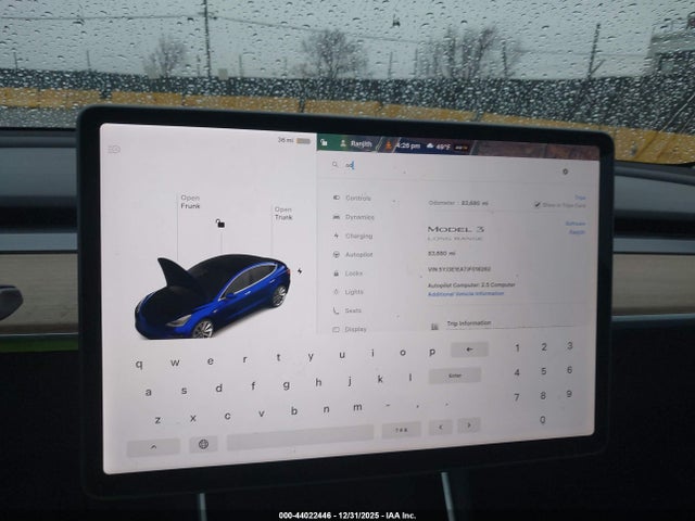 Tesla Model 3 Long Range/mid Range 2018 5YJ3E1EA7JF018262 Image 18