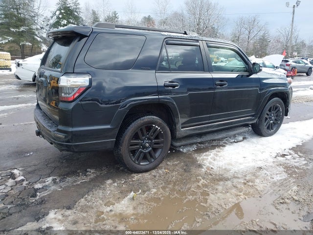 2020 TOYOTA 4RUNNER JTEBU5JRXL5756560 Photo 3