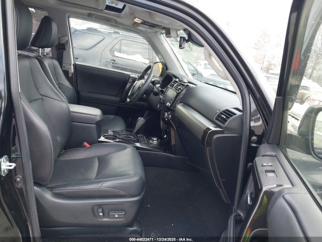 2020 TOYOTA 4RUNNER JTEBU5JRXL5756560 Photo 4