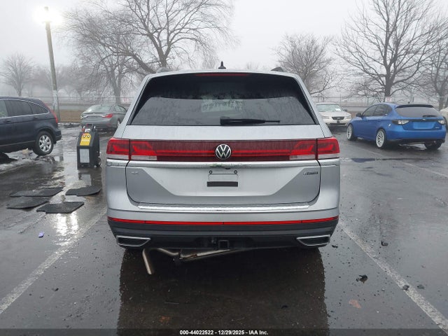 Продаж на аукціоні авто 2024 Volkswagen Atlas 2.0t Se W/technology, vin: 1V2KR2CA4RC553937, номер лоту: 44022522
