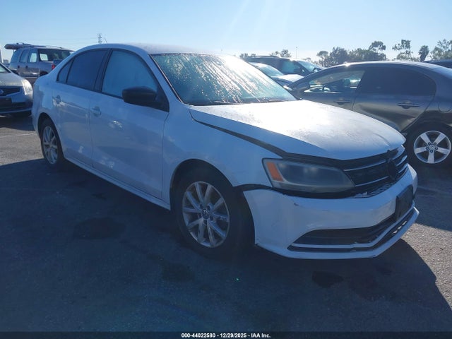 3VWD17AJ7FM298970 Volkswagen Jetta 1.8t Se
