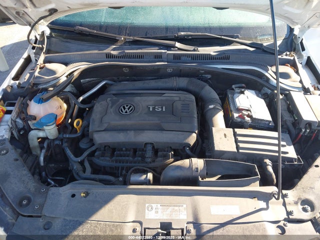 3VWD17AJ7FM298970 Volkswagen Jetta 1.8t Se