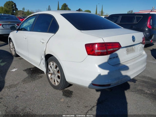 3VWD17AJ7FM298970 Volkswagen Jetta 1.8t Se
