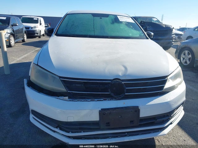 3VWD17AJ7FM298970 Volkswagen Jetta 1.8t Se