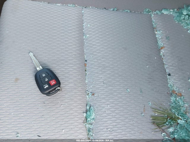 2014 TOYOTA COROLLA 2T1BURHE3EC136038 Photo 10