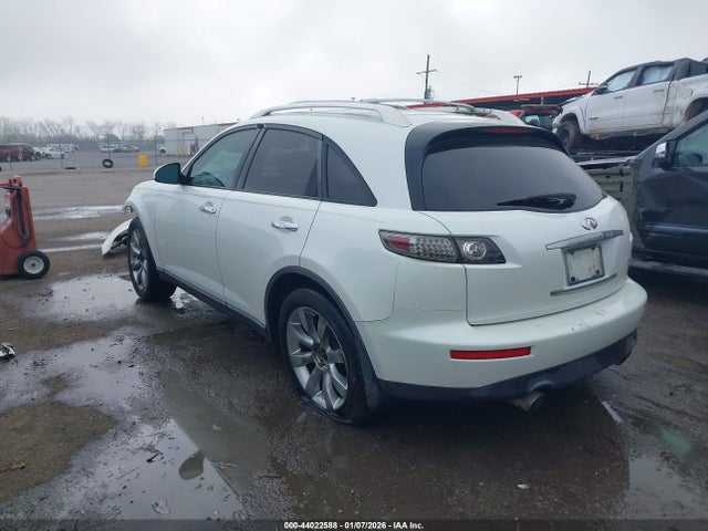 2005 INFINITI FX35 JNRAS08U45X102261 Photo 2
