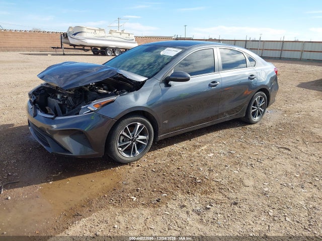 3KPF24AD2NE468047 KIA Forte Lxs