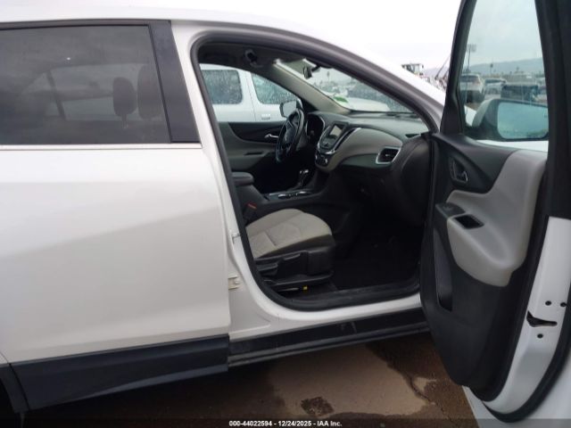 2019 CHEVROLET EQUINOX 2GNAXUEV3K6196240 Photo 4