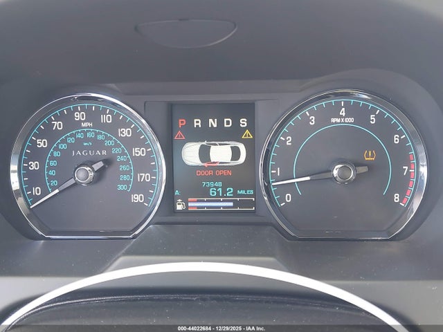 2012 JAGUAR XF SAJWA0FB2CLS50019 Photo 6