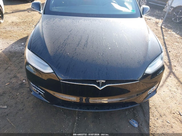 2017 TESLA MODEL X 5YJXCBE20HF040250 Photo 9