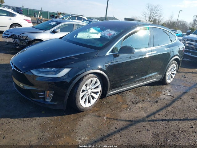 2017 TESLA MODEL X 5YJXCBE20HF040250 Photo 1