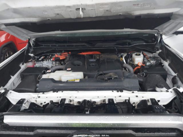 2023 TOYOTA TUNDRA HYBRID 5TFJC5DB6PX020372 Photo 9