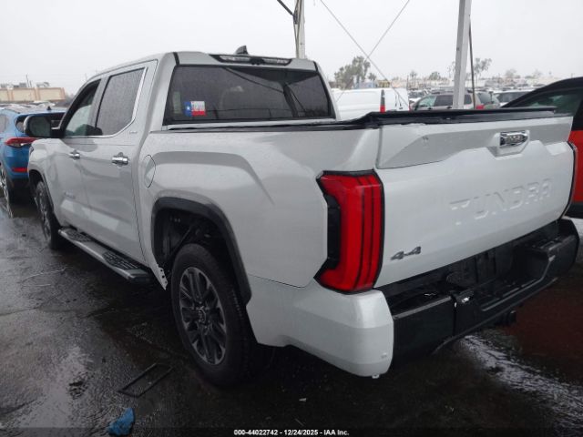 2023 TOYOTA TUNDRA HYBRID 5TFJC5DB6PX020372 Photo 2