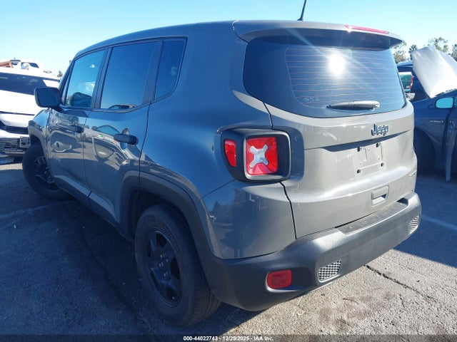 2021 JEEP RENEGADE ZACNJCAB3MPM22152 Photo 2