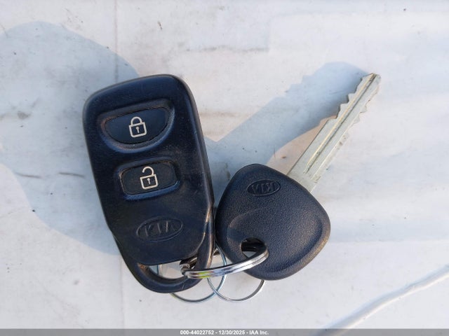 2010 KIA SOUL KNDJT2A22A7039737 Photo 10