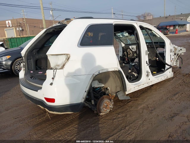 2020 JEEP GRAND CHEROKEE 1C4RJFAG2LC200724 Photo 3