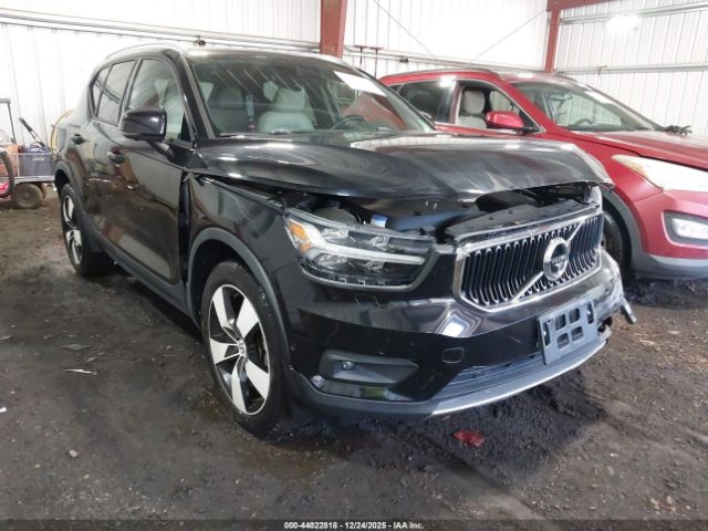 2019 VOLVO XC40 YV4162UK3K2129719 Photo 0