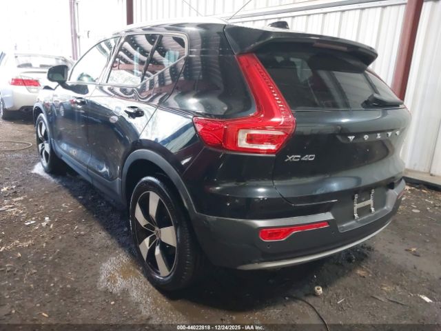 2019 VOLVO XC40 YV4162UK3K2129719 Photo 2