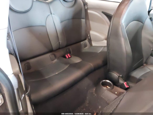 2007 MINI COOPER S WMWMF73527TT82151 Photo 7