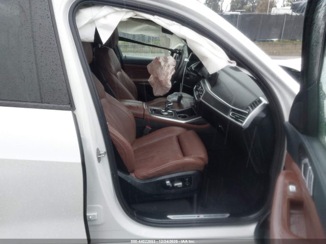 2022 BMW X7 5UXCW2C06N9K70662 Photo 4